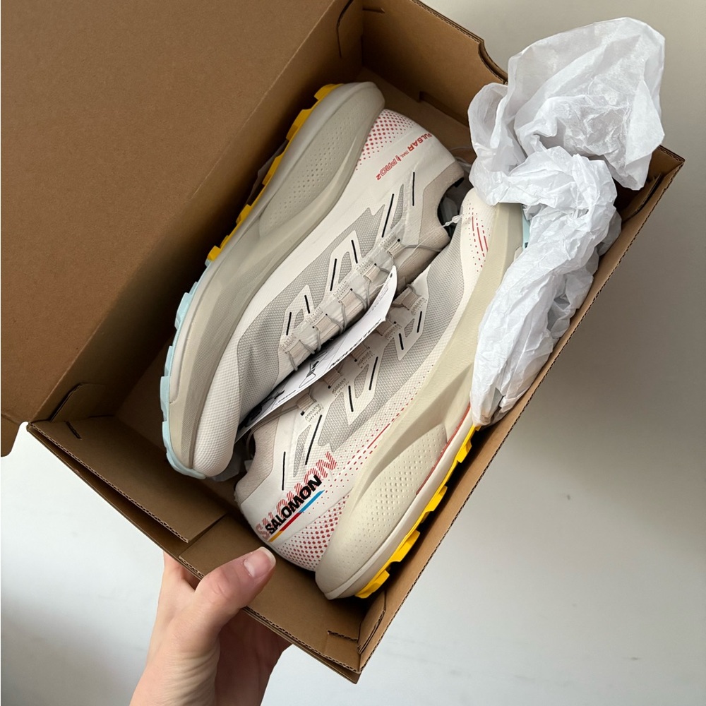 Salomon Pulsar Trail Pro 2 - Cream, Size 6.5